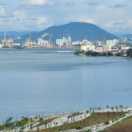 Rumahku Gurney With 270 Degree Sea View Джордж Таун Екстериор снимка