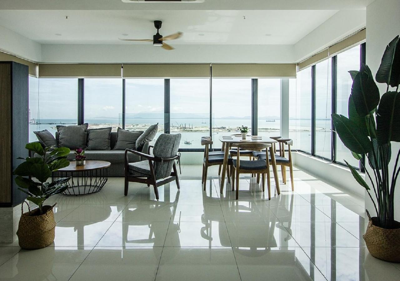 Rumahku Gurney With 270 Degree Sea View Джордж Таун Екстериор снимка