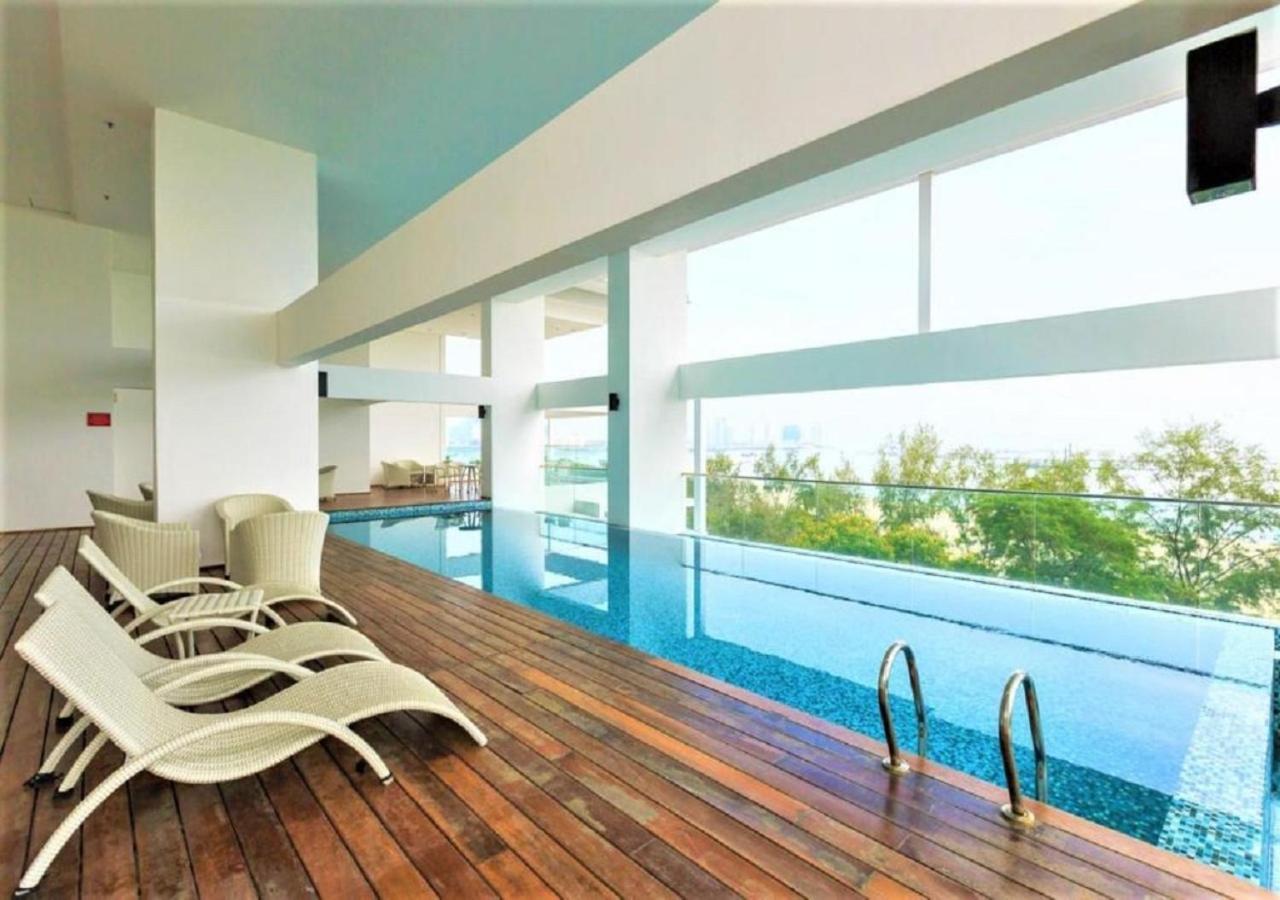 Rumahku Gurney With 270 Degree Sea View Джордж Таун Екстериор снимка